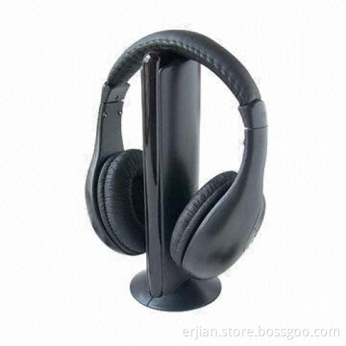 Silent disco headphones with FM radio